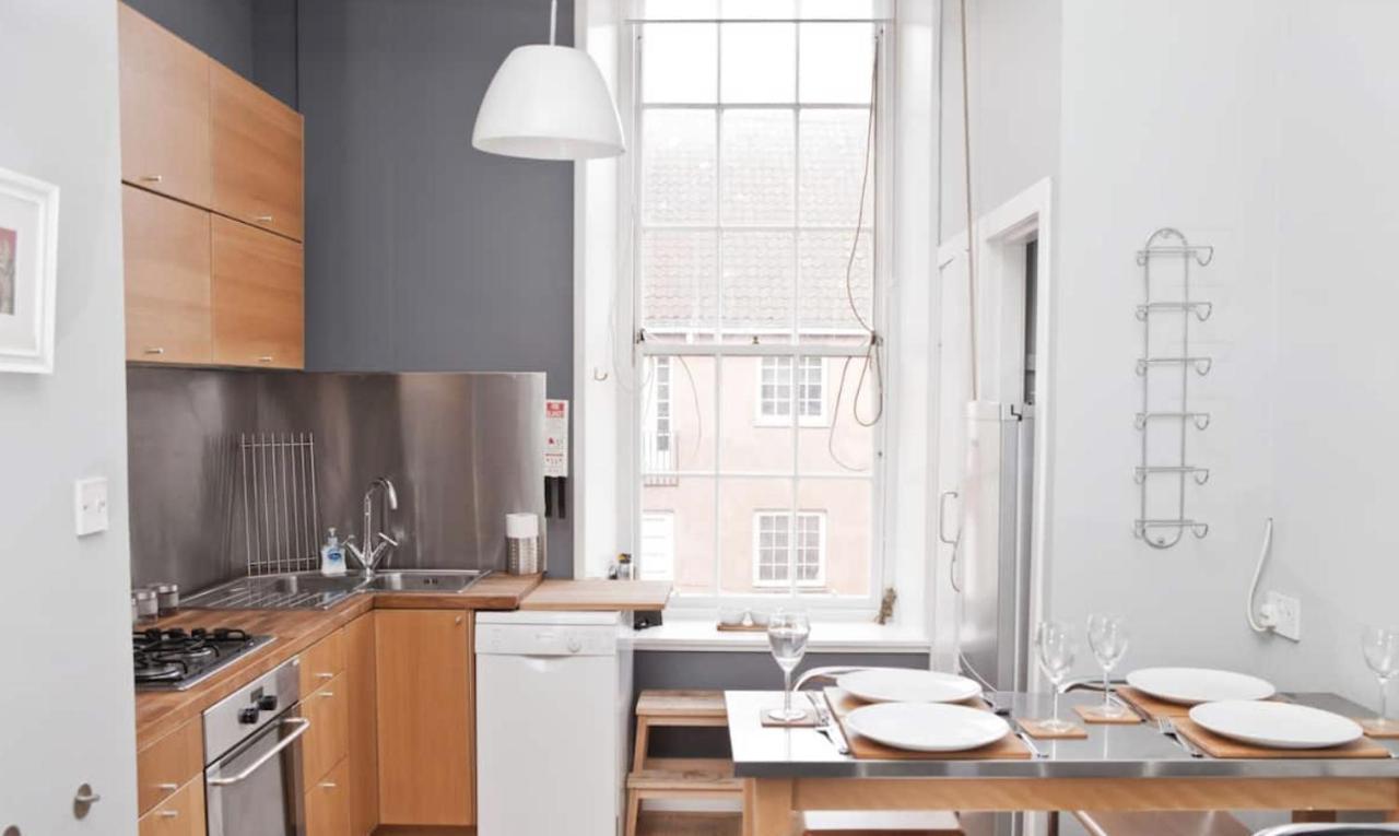 Royal Mile Apartment Edinburgh Dış mekan fotoğraf